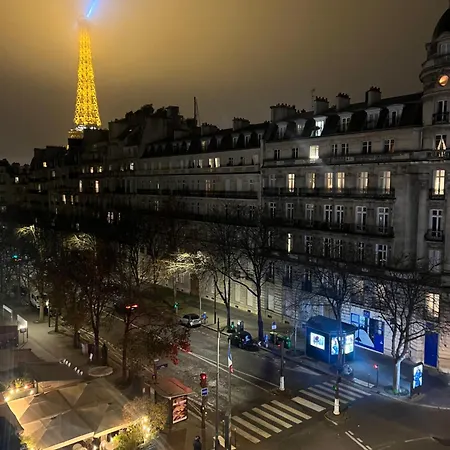 Vue Tour Eiffel Trocadero * Paříž